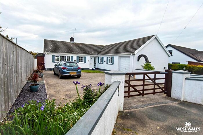 4 Bedroom Detached Bungalow For Sale In Roch, SA62