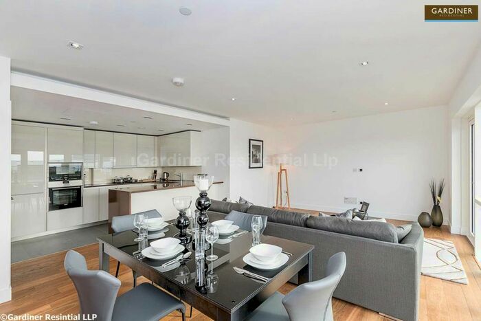 3 Bedroom Flat To Rent In Dickens Yard, Ealing Broadway, W5