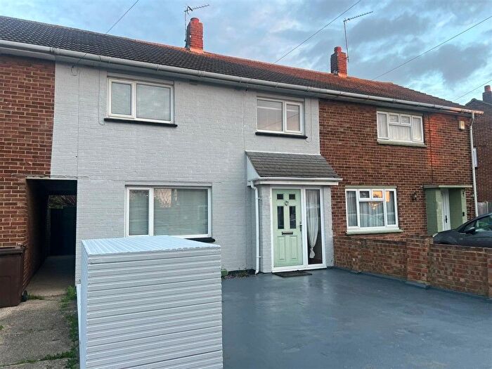 3 Bedroom Terraced House For Sale In Queensway, Sheerness, Kent, ME12