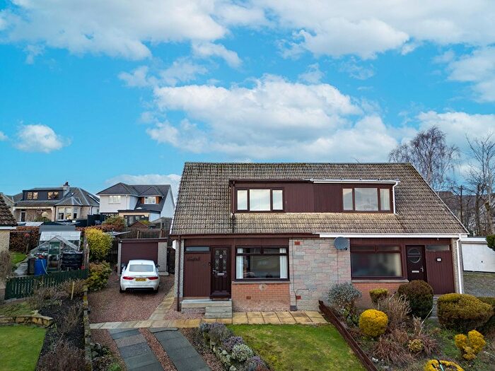 2 Bedroom Semi Detached House For Sale In Old Kirk Road, Dunfermline, KY12