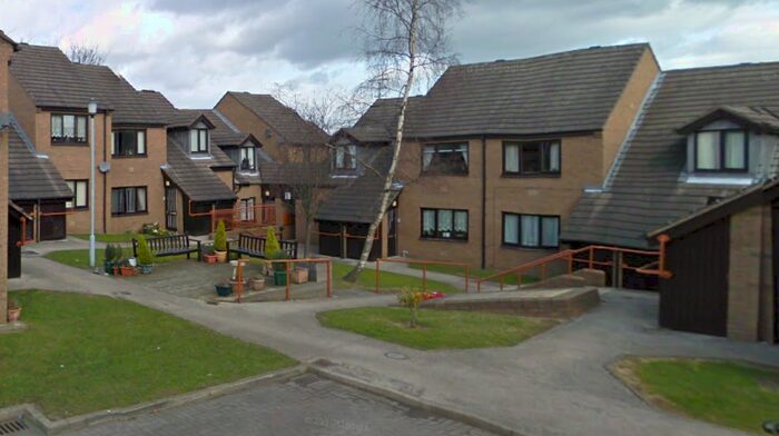 2 Bedroom Flat To Rent In Wesley Court, Rotherham, S61