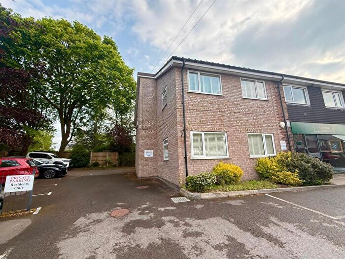 2 Bedroom Flat For Sale In Main Road, Goostrey, Cheshire, CW4
