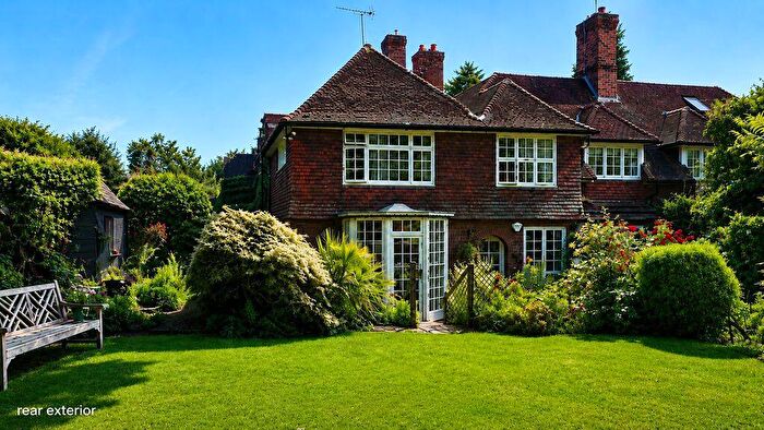 6 Bedroom Terraced House For Sale In Wildwood Road, Hampstead Garden Suburb, NW11