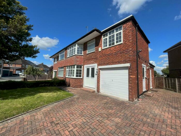 4 Bedroom Semi-Detached House To Rent In Ullswater Road, Handforth, Wilmslow, SK9