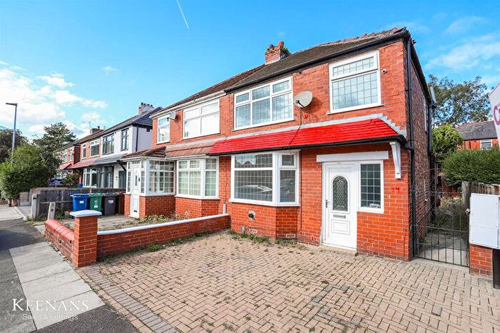 3 Bedroom Semi-Detached House For Sale In Brecon Drive, Bury, BL9