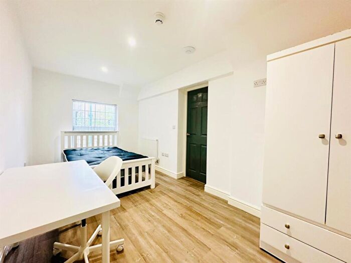 Studio To Rent In Derby Road, Nottingham, NG7