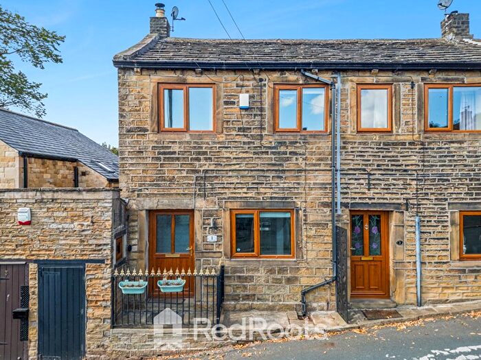 2 Bedroom Semi-Detached House For Sale In Spring Lane, Holmfirth, HD9