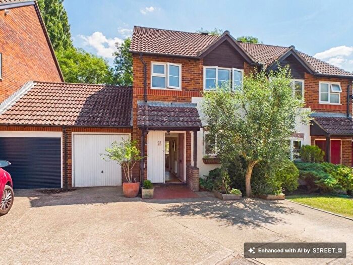 3 Bedroom Semi Detached House For Sale In St. Marys Way, Burghfield Common, RG7