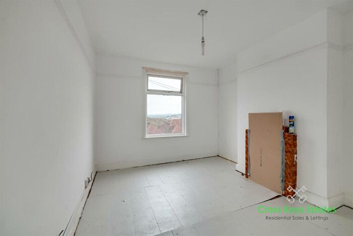 2 Bedroom Semi-Detached House For Sale In Marina Road, West Park, PL5