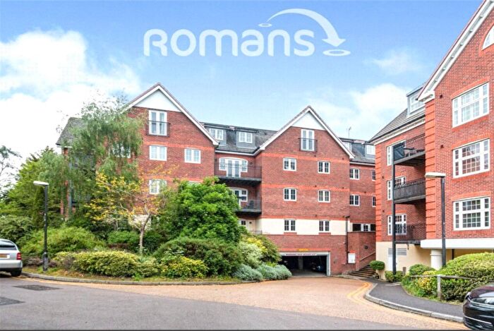2 Bedroom Apartment To Rent In Dorchester Court, GU15