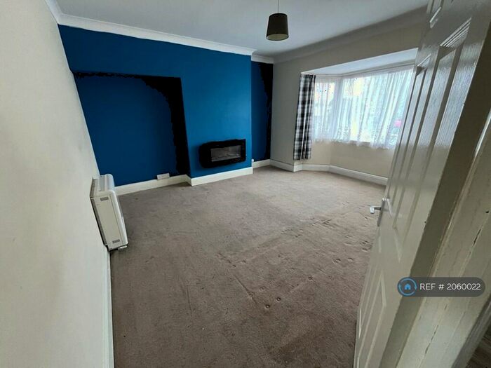 1 Bedroom Flat To Rent In Beverley Road, Hull, HU6
