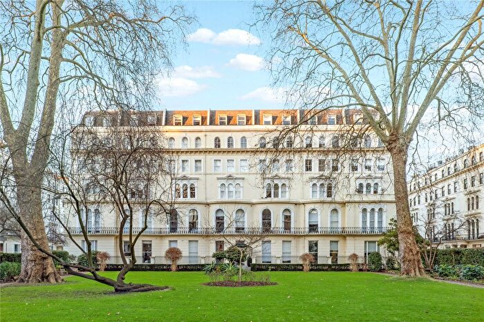 2 Bedroom Flat For Sale In Garden House, Kensington Square Gardens, London, W2