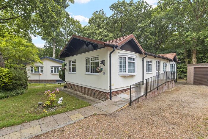 2 Bedroom Park Home For Sale In Deanland Wood Park, Golden Cross, Hailsham, BN27