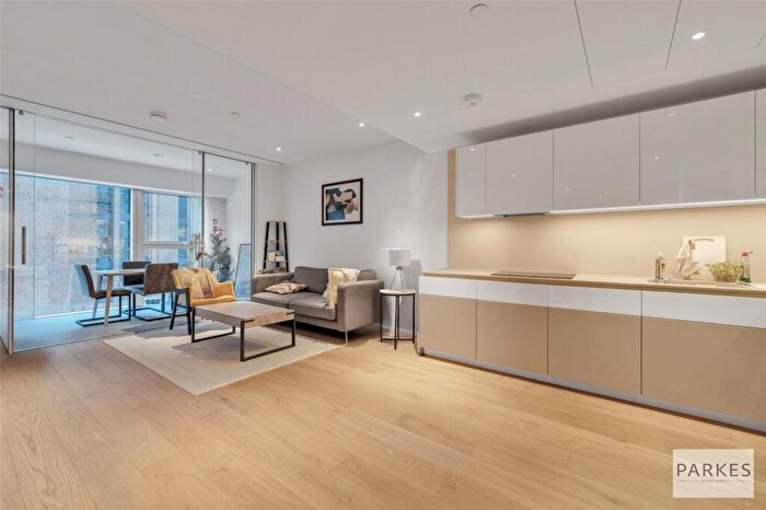 3 Bedroom Apartment For Sale In Electric Boulevard, London, SW11