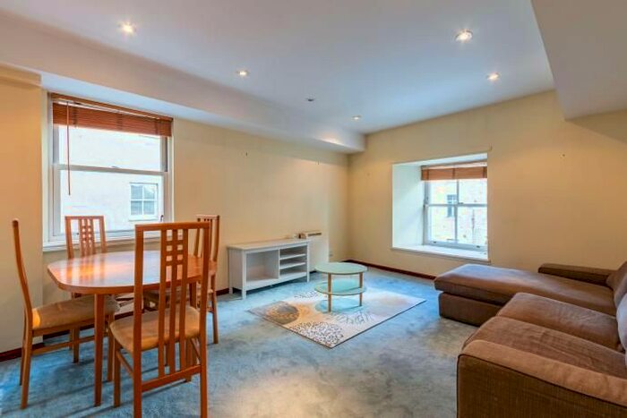 2 Bedroom Flat To Rent In Johns Place, Edinburgh, EH6