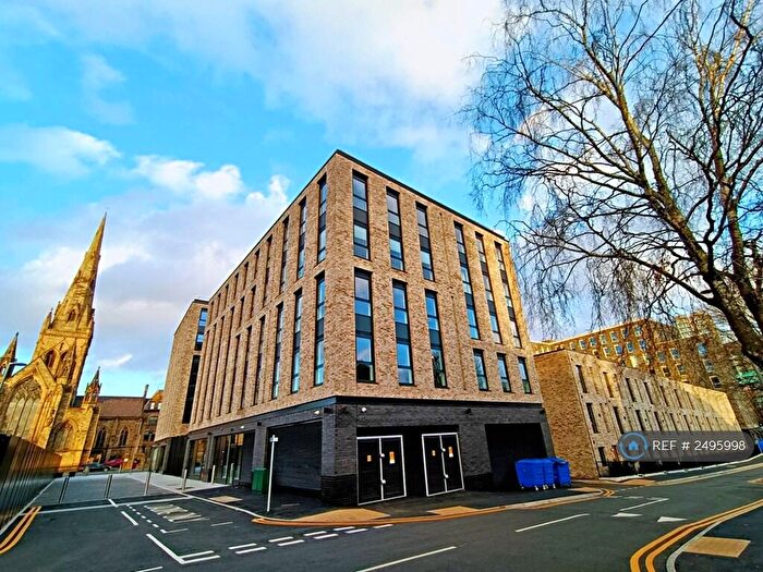 2 Bedroom Flat To Rent In Islington Street, Salford, M3