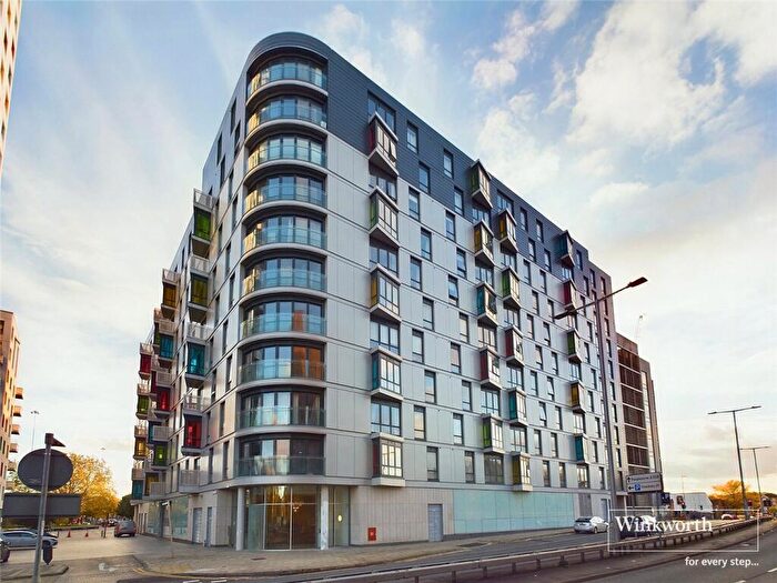 2 Bedroom Apartment For Sale In Chatham Street, Reading, Berkshire, RG1