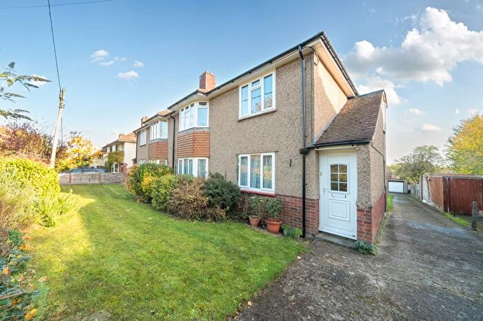 2 Bedroom Flat For Sale In Kennington, Oxford, OX1