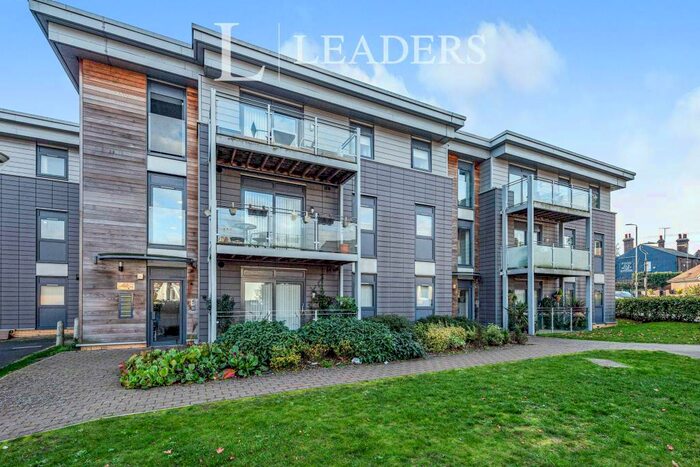 2 Bedroom Apartment To Rent In The Apex, Newsome Place, AL1