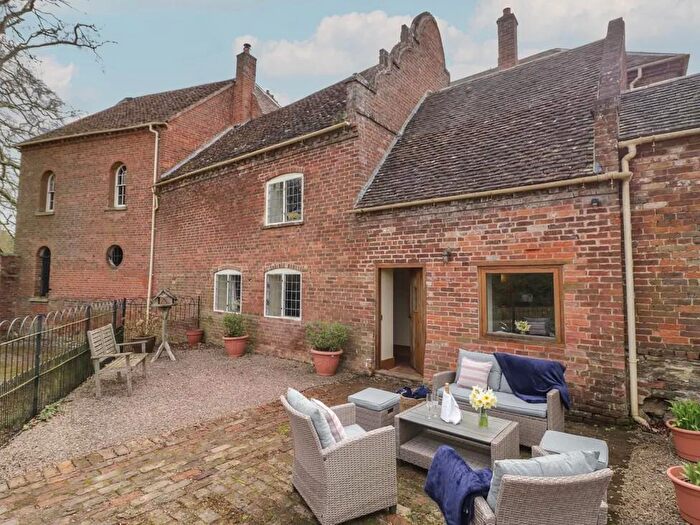 3 Bedroom House To Rent In The Malthouse, Four Ashes Hall, Bridgnorth Road, DY7