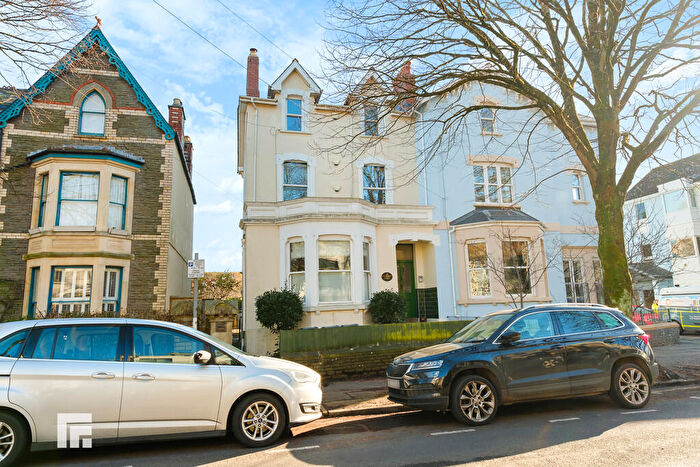 2 Bedroom Apartment For Sale In Conway Road, Pontcanna, Cardiff, CF11
