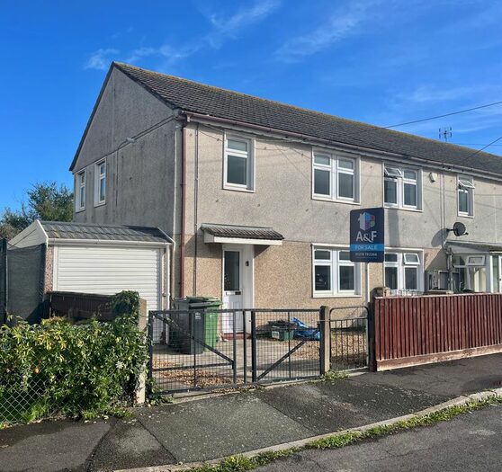 3 Bedroom Semi-Detached House For Sale In Ringstone, West Huntspill, TA9