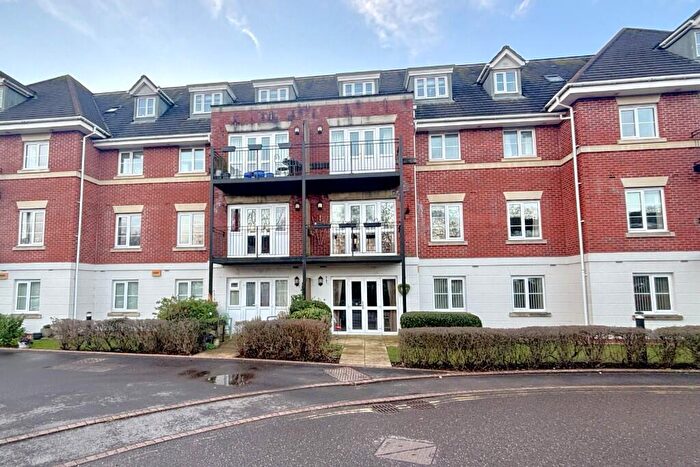 2 Bedroom Apartment For Sale In Hursley Road, Chandler's Ford, Eastleigh, SO53