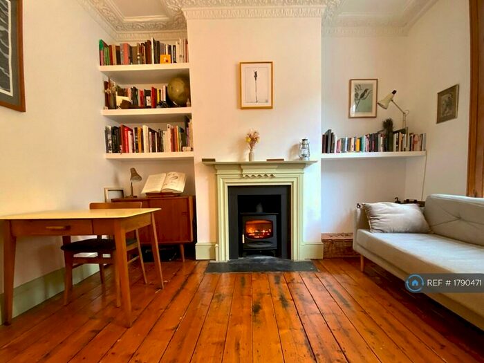 2 Bedroom Maisonette To Rent In London, London, E3