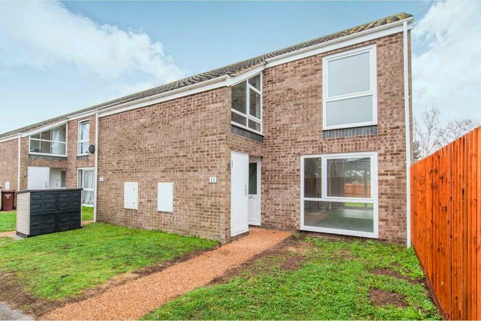 3 Bedroom End Of Terrace House To Rent In Yew Close, Raf Lakenheath, Brandon, IP27
