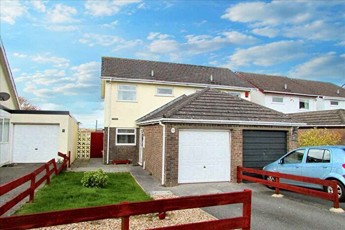 2 Bedroom Semi-Detached House For Sale In Essex Road, Llanion Park, SA72