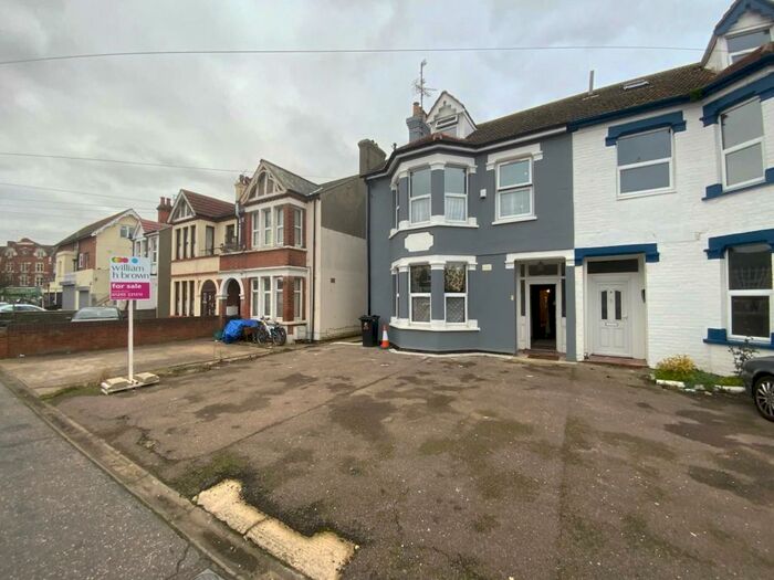 6 Bedroom Apartment To Rent In Hayes Road, Clacton-On-Sea, CO15
