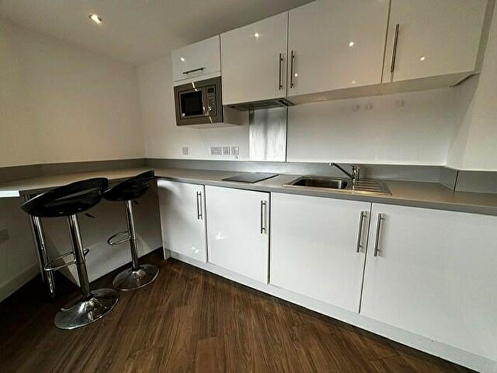 2 Bedroom Flat To Rent In Market Place, Sheffield, S1