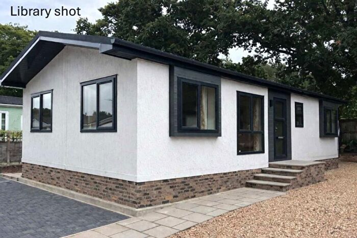 2 Bedroom Park Home For Sale In Bashley Cross Road, New Milton, Hampshire, BH25