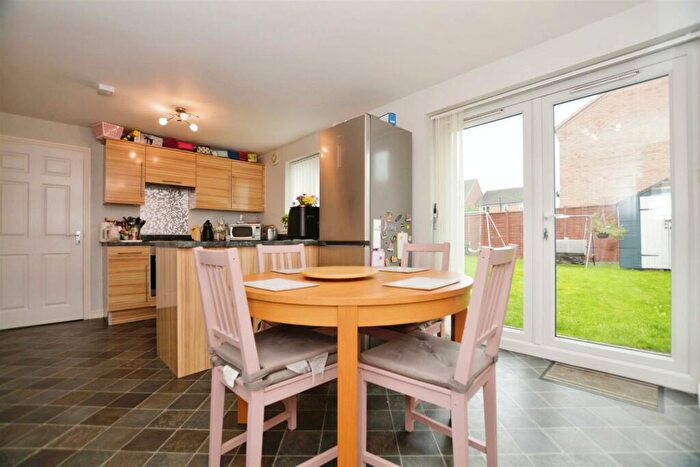 4 Bedroom Detached House For Sale In Brambling Way, Scunthorpe, DN16