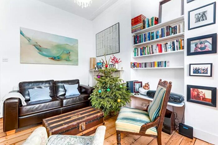 1 Bedroom Flat To Rent In Mildmay Grove South, De Beauvoir Town, N1