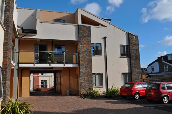 2 Bedroom Apartment To Rent In Gloucester Road - Horfield, BS7