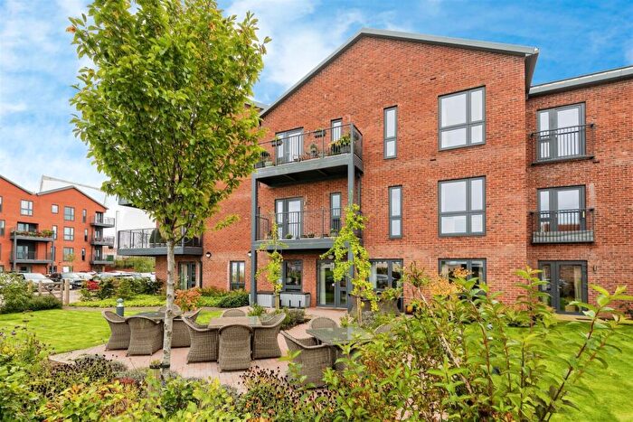 1 Bedroom Apartment For Sale In Anstie Court, Wharf Street, Devizes, SN10