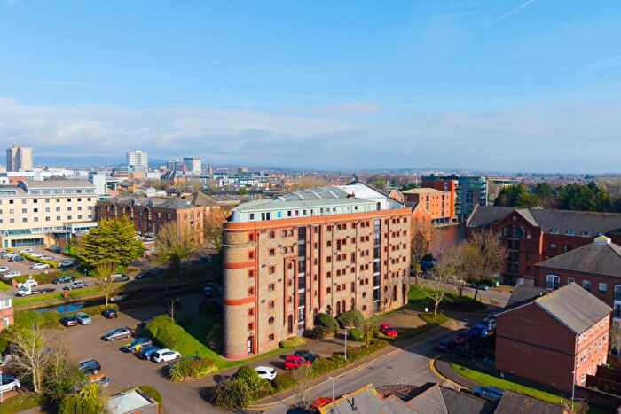 2 Bedroom Flat For Sale In Spillers And Baker, Cardiff Bay, CF10
