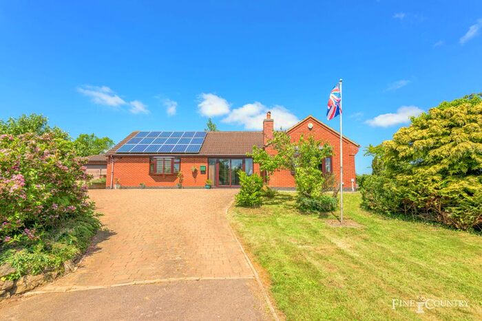 3 Bedroom Detached Bungalow For Sale In Cold Overton Road, Oakham, LE15