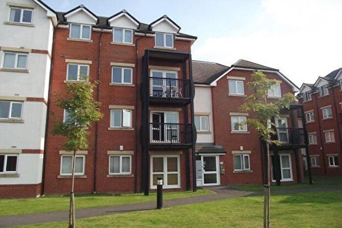 2 Bedroom Flat To Rent In Gladstone Mews, Warrington, WA2