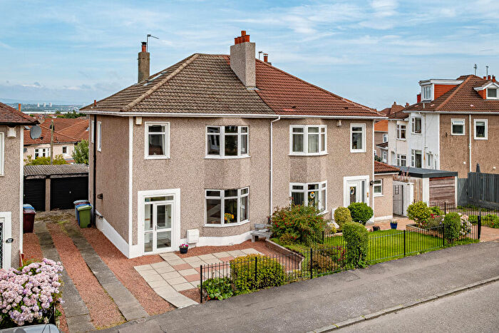 3 Bedroom Semi-Detached House For Sale In Brownside Road, Burnside, Glasgow, G73