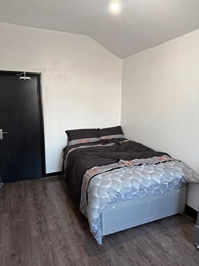 6 Bedroom Terraced House To Rent In Dovey Road, Birmingham, B13