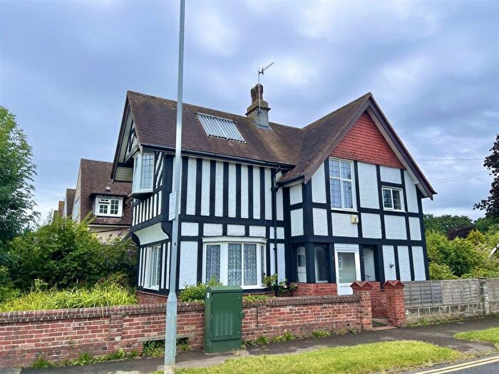 3 Bedroom Detached House For Sale In Warwick Road, Bexhill-On-Sea, TN39