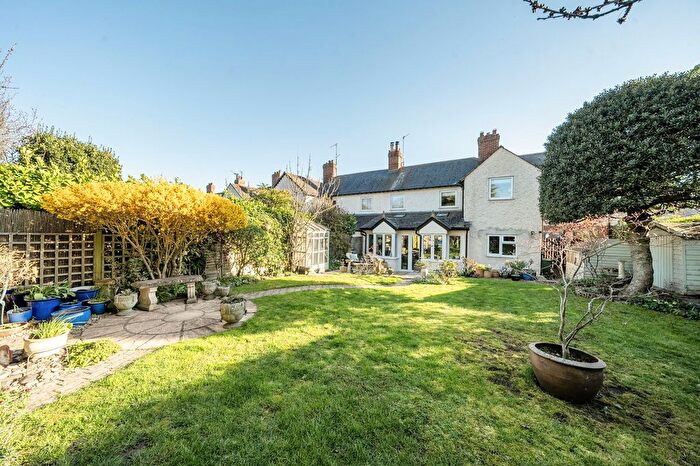 4 Bedroom Property For Sale In Church Road, Wheatley, OX33