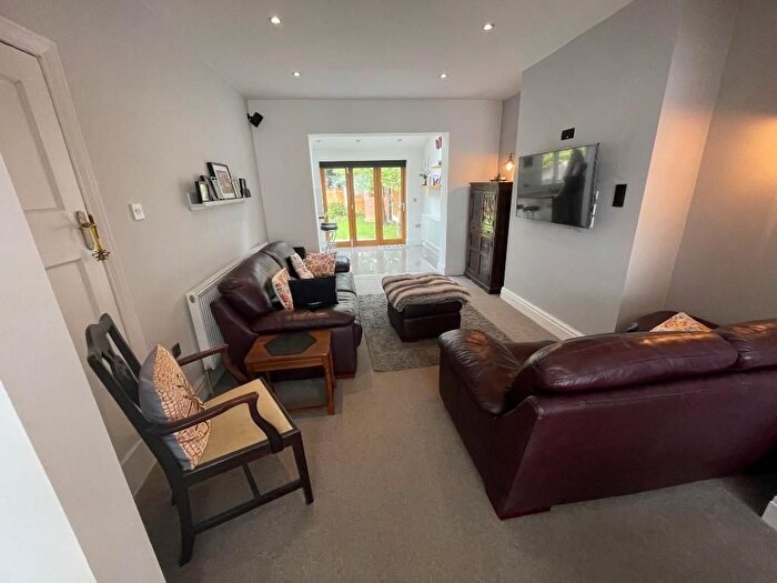 5 Bedroom Terraced House To Rent In Talma Rd, London, SW2