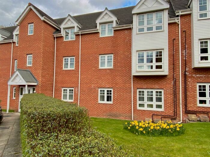 2 Bedroom Apartment To Rent In Lauder Way, Pelaw, Gateshead, NE10