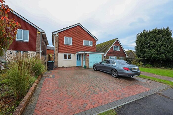 4 Bedroom Detached House For Sale In Valebridge Road, Burgess Hill, RH15