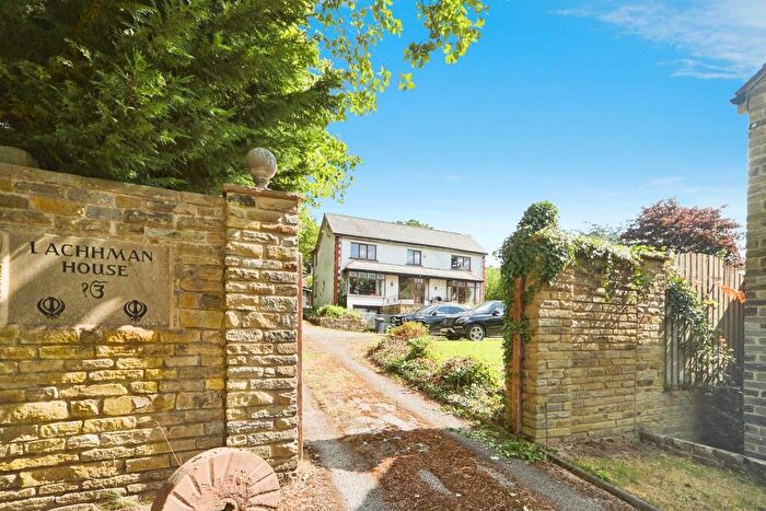 4 Bedroom Detached House For Sale In Lucy Hall Drive, Baildon, Shipley, BD17