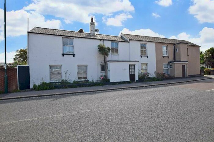 3 Bedroom Semi-Detached House To Rent In Nyewood Lane, Bognor Regis, PO21