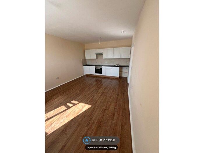 2 Bedroom Flat To Rent In The Malvern, Hastings, TN34